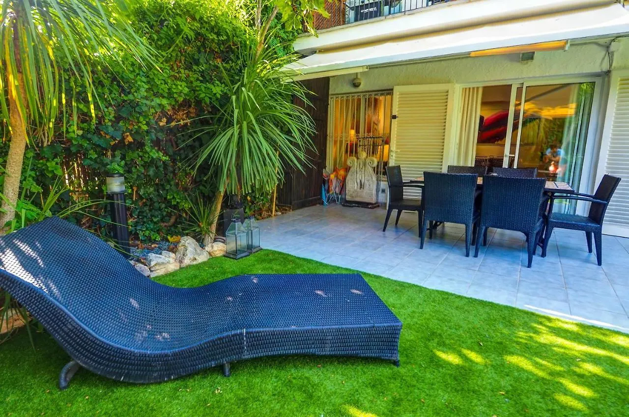 Beach Apartment Garden Vinyet By Hello Homes Sitges Španělsko