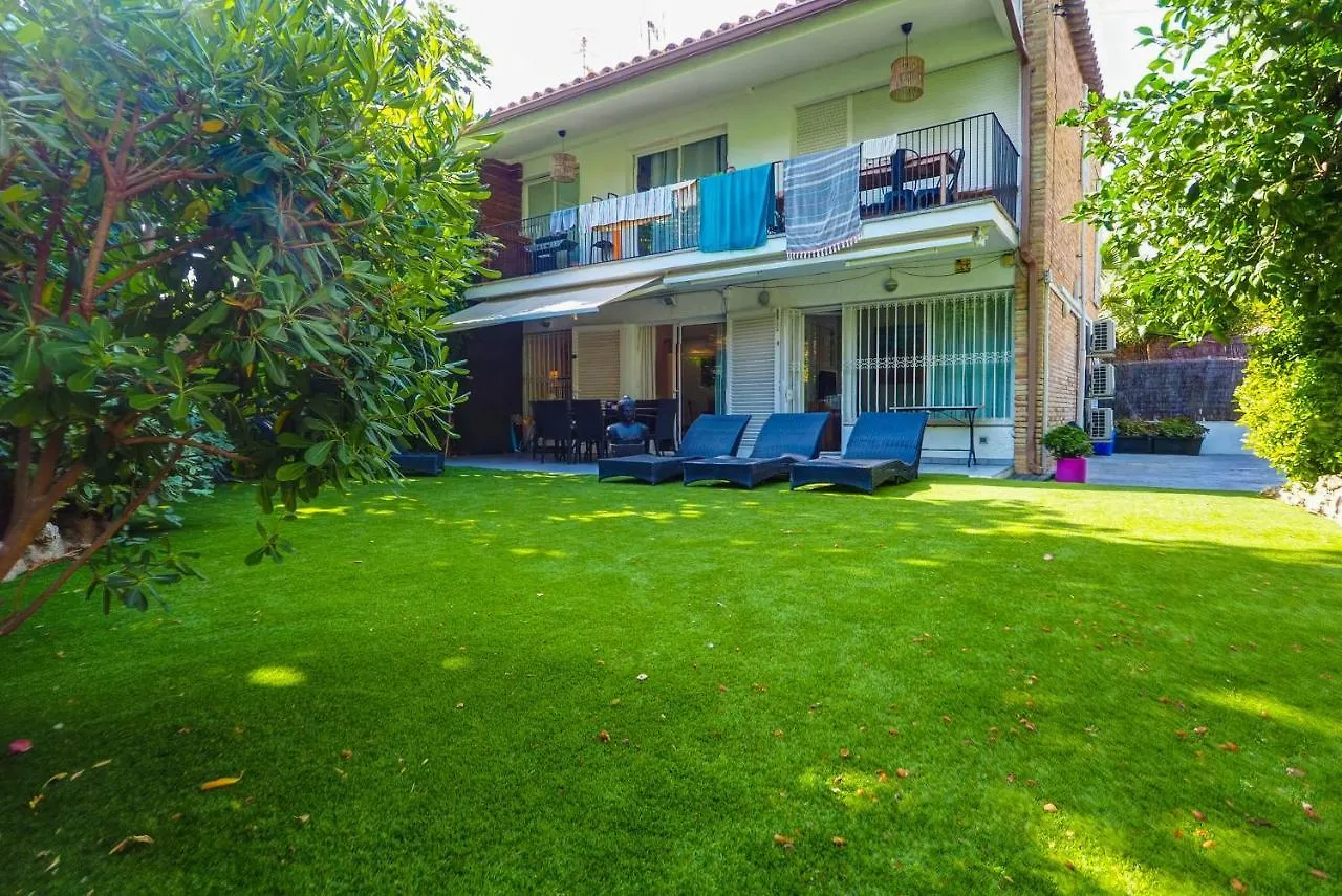 Beach Apartment Garden Vinyet By Hello Homes Sitges
